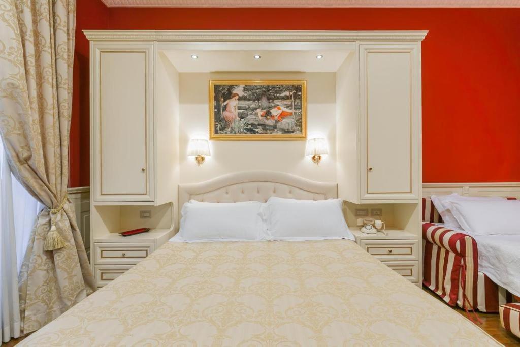 Hotel Dimora Frattina Rzym Zewnętrze zdjęcie