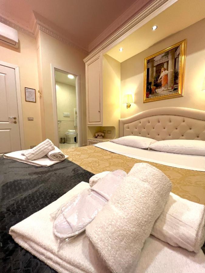 Hotel Dimora Frattina Rzym Zewnętrze zdjęcie
