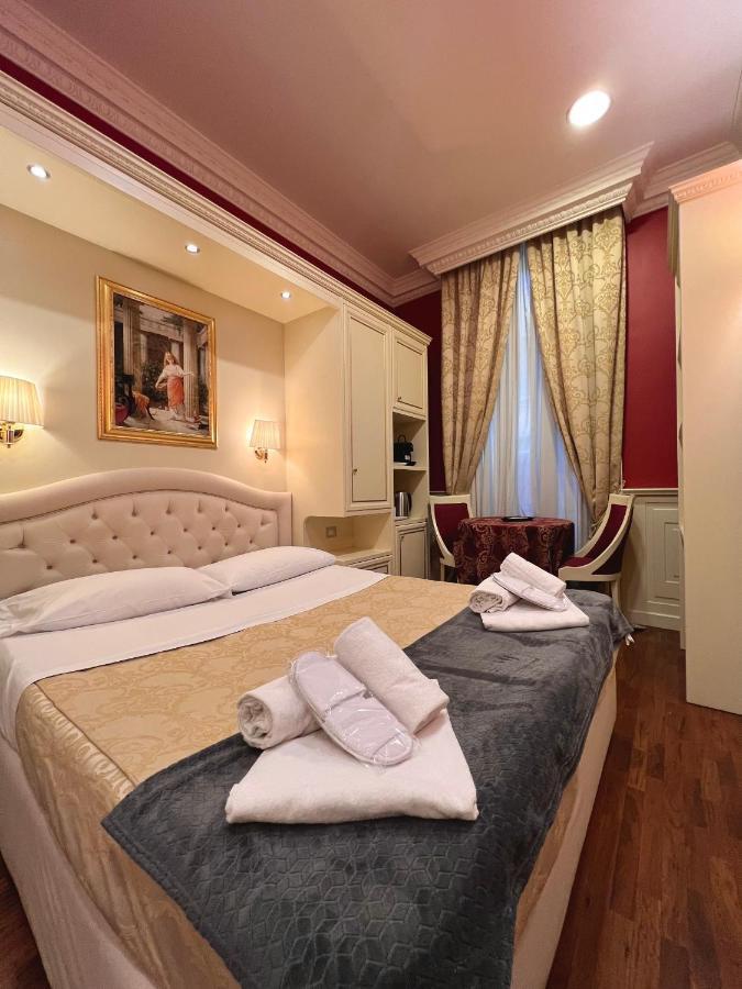 Hotel Dimora Frattina Rzym Zewnętrze zdjęcie