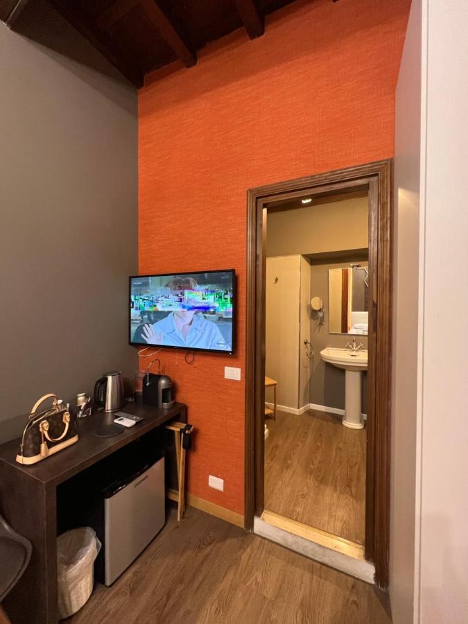 Hotel Dimora Frattina Rzym Zewnętrze zdjęcie