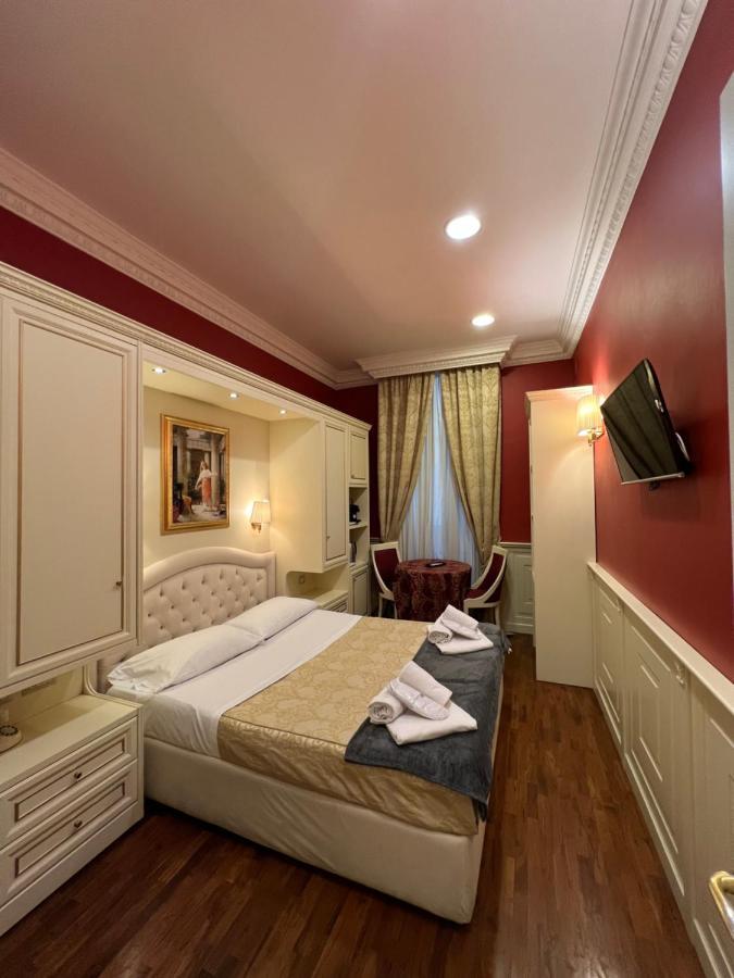 Hotel Dimora Frattina Rzym Zewnętrze zdjęcie